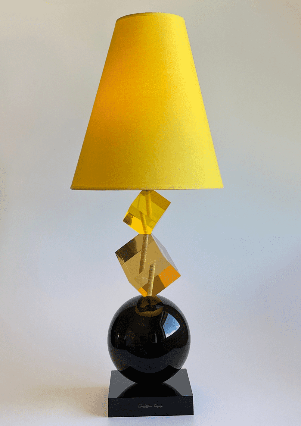 lampada da tavolo colorata oro e nero